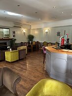 The Riverside House Hotel