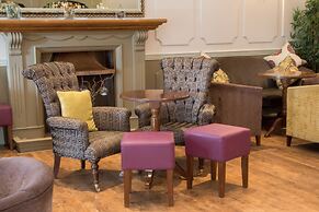 The Riverside House Hotel