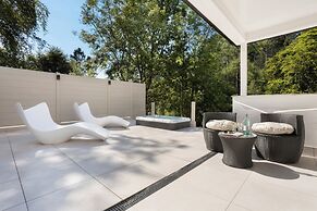 Aphrodites Group