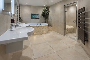 Aphrodites Group