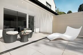 Aphrodites Group