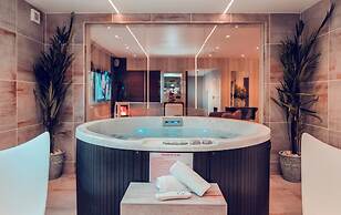 Aphrodites Group