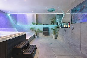 Aphrodites Group