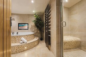 Aphrodites Group