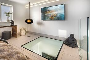 Aphrodites Group