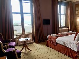 Purbeck House Hotel