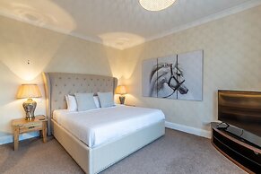 Lakes Hotel and Spa
