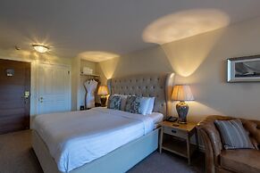 Lakes Hotel and Spa
