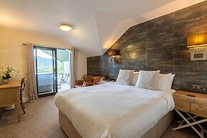 Lakes Hotel and Spa