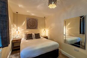 Lakes Hotel and Spa