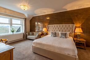 Lakes Hotel and Spa