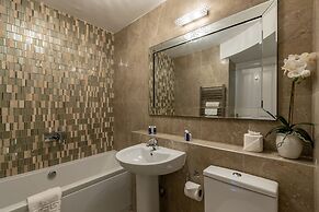 Lakes Hotel and Spa