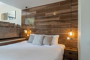 Lakes Hotel and Spa
