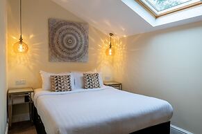 Lakes Hotel and Spa
