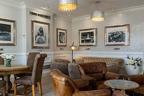 Lakes Hotel and Spa