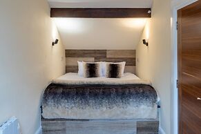 Lakes Hotel and Spa