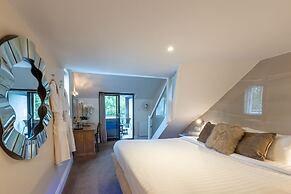 Lakes Hotel and Spa