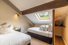 Lakes Hotel and Spa