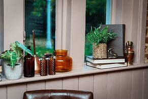 The Woolpack Hotel