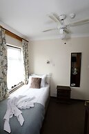 Aylesbray Lodge