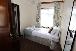 Aylesbray Lodge