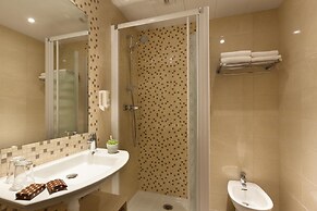 Hotel Roissy Lourdes