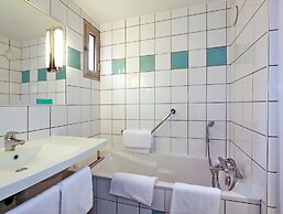 Mercure Luxeuil les Bains Hexagone