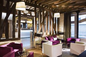 Hotel Jacques de Molay