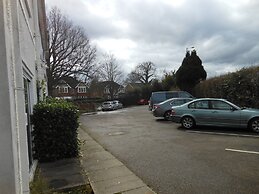 The Gatwick White House Hotel