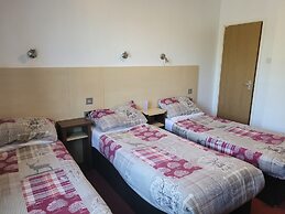 The Gatwick White House Hotel