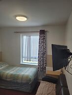 The Gatwick White House Hotel