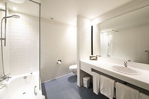 Cortina Hotel