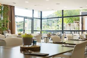 Hotel Phoebus Garden & Spa
