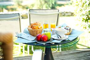 Hotel Phoebus Garden & Spa