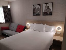 Ramada by Wyndham Madrid Tres Cantos