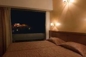 Crystal City Hotel
