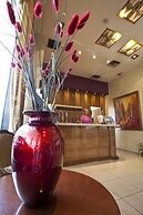 Crystal City Hotel