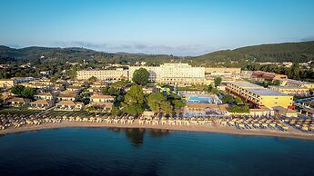 Canvas by Mitsis Messonghi