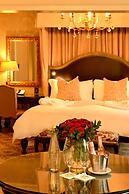Palazzo Hotel