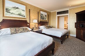Palazzo Hotel