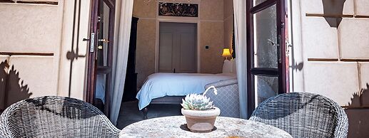 Palazzo Hotel