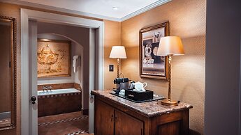 Palazzo Hotel