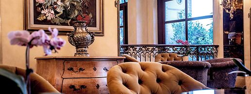 Palazzo Hotel