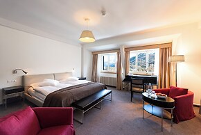 Hotel Waldhaus Sils