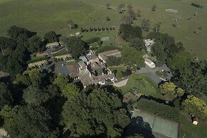 Peppers Manor House