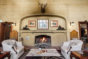 Peppers Manor House