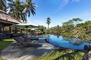 Villa Semana Resort & Spa