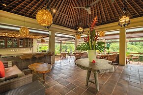 Villa Semana Resort & Spa