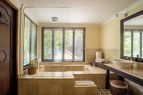 Villa Semana Resort & Spa