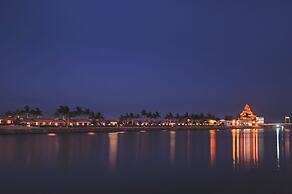 Al Nawras Island Resort
